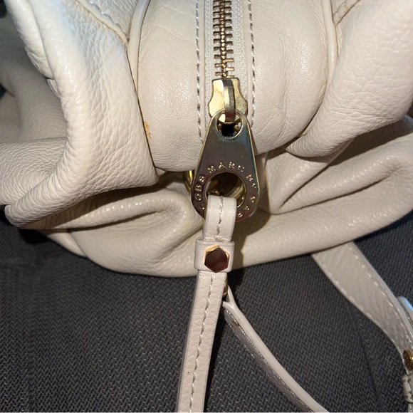 Marc Jacobs Classic Q Groovee Beige Leather Satchel Bag - Picture 9 of 16